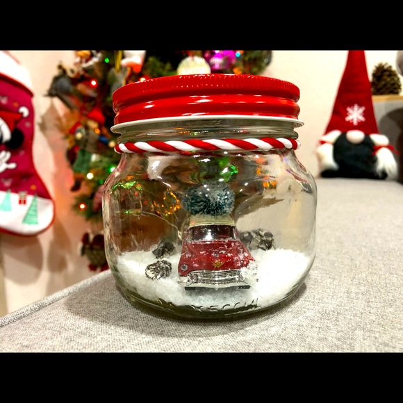 Car in a Jar Waterless Snow Globe - Picture 4 of 7